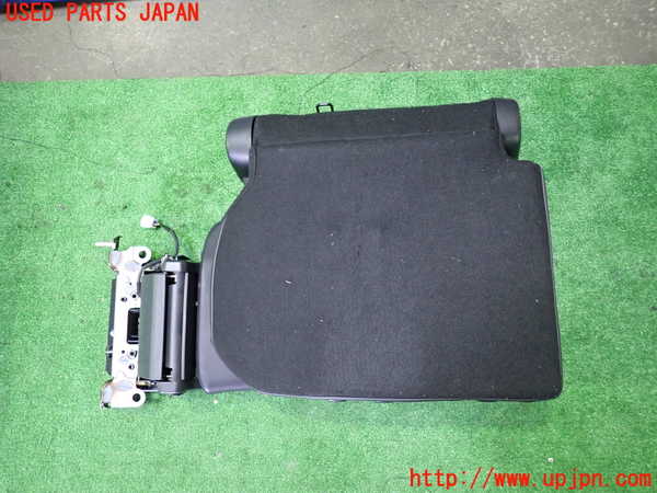 5UPJ-37027235]ヴォクシー(ノア)(MZRA90W)右3列目シート 中古_m0004.jpg