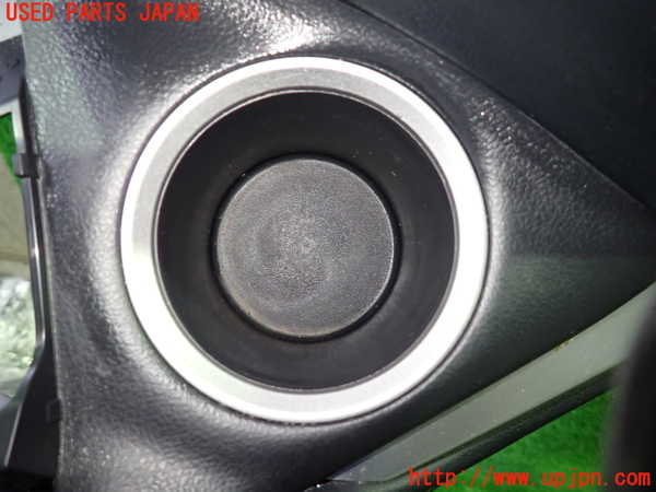 1UPJ-37027841]ヴォクシー(ノア)(MZRA90W)小物入れ1 中古_m0002.jpg