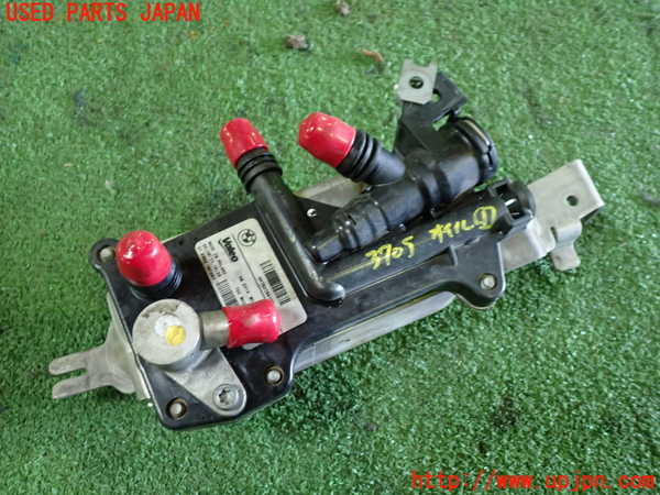 1UPJ-37052481]BMW 528i(FR30)(F10)オイルクーラー1 中古_m0004.jpg