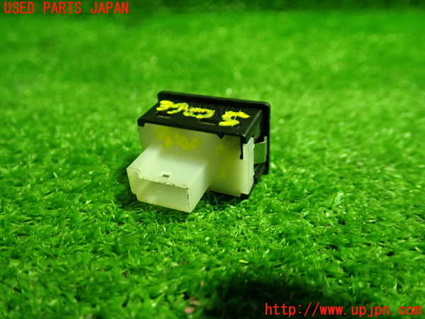 1UPJ-37056312]BMW 528i(FR30)(F10)スイッチ7 (トランク) 中古_m0002.jpg