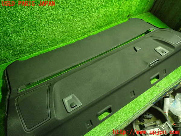 1UPJ-37057761]BMW 528i(FR30)(F10)トノカバー1 中古_m0002.jpg