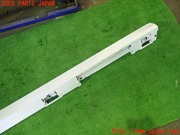 1UPJ-37071392]セレナ(C28)左サイドステップ 中古_m0002.jpg