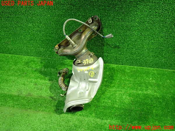 1UPJ-37072661]セレナ(C28)触媒1 中古_m0001.jpg