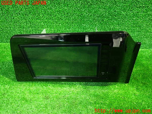 1UPJ-37076589]セレナ(C28)カーナビゲーション HDD 中古_m0001.jpg