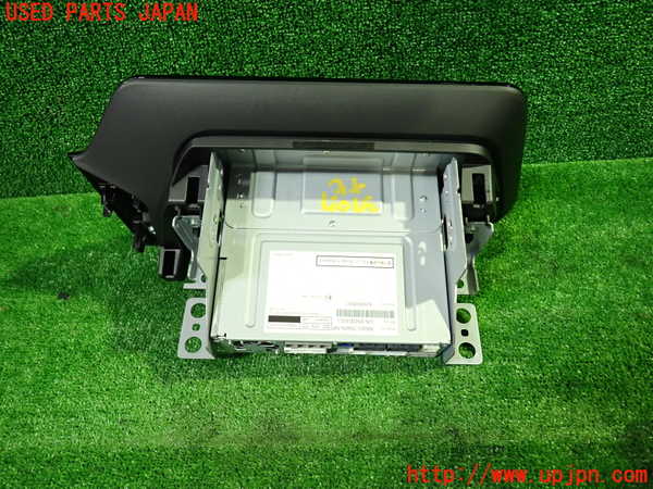 1UPJ-37076589]セレナ(C28)カーナビゲーション HDD 中古_m0002.jpg