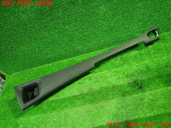 1UPJ-37077841]セレナ(C28)小物入れ1 中古_m0001.jpg