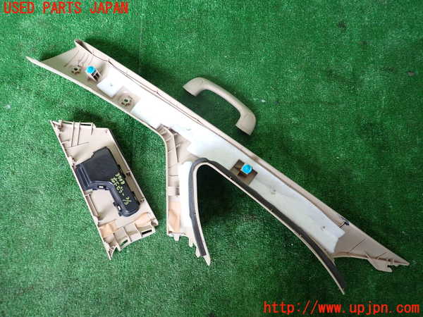 1UPJ-37087655]アルファード(GGH20W)右フロントピラートリム 中古_m0002.jpg