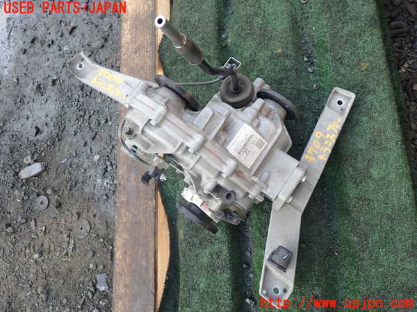 1UPJ-37093300]ジムニー(JB64W)トランスファー 中古_m0001.jpg