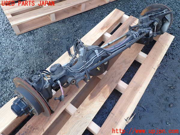 1UPJ-37094370]ジムニー(JB64W)フロントデフホーシング ジャンク_m0003.jpg
