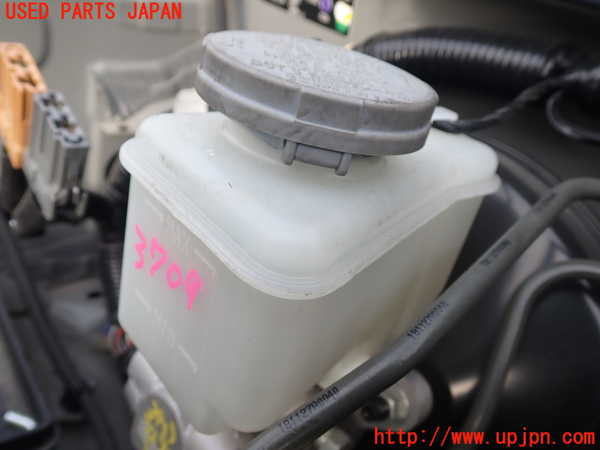 5UPJ-37094050]ジムニー(JB64W)ブレーキマスターシリンダー 中古_m0003.jpg