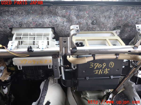 1UPJ-37096081]ジムニー(JB64W)エバポレーター1 中古_m0001.jpg
