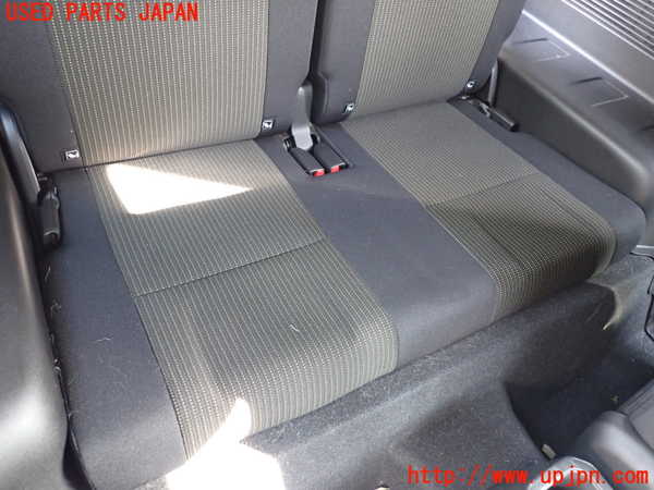 1UPJ-37097385]ジムニー(JB64W)リアシート 中古_m0003.jpg