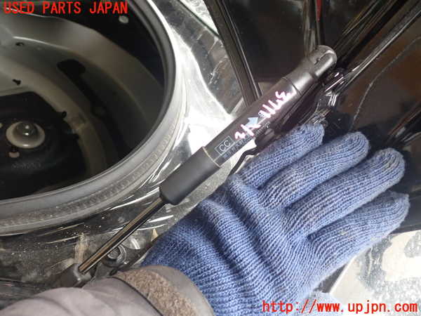 1UPJ-37111506]GR86(BRZ)(ZN8)トランクダンパー 中古_m0001.jpg
