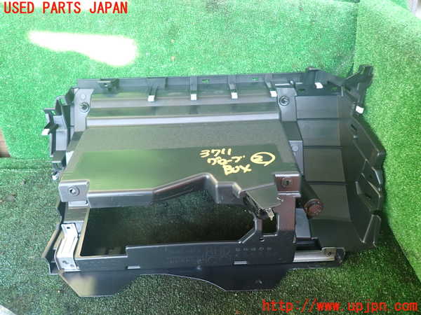 1UPJ-37117517]GR86(BRZ)(ZN8)グローブボックス2 中古_m0002.jpg
