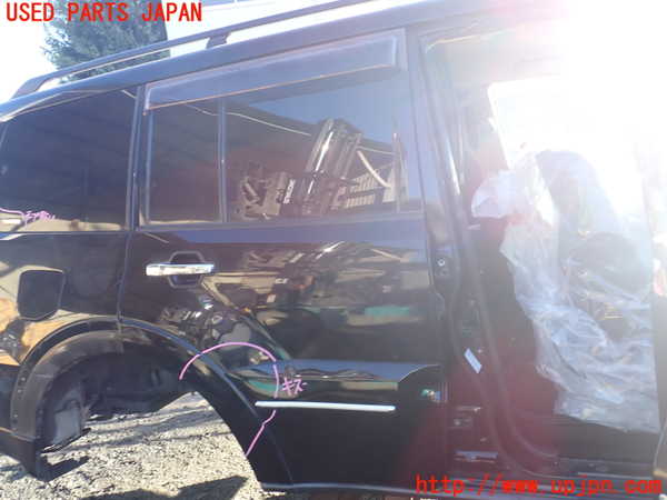 1UPJ-37121290]パジェロ(V98W)右後ドア 中古 AGC M2L3 43R-00150_m0001.jpg