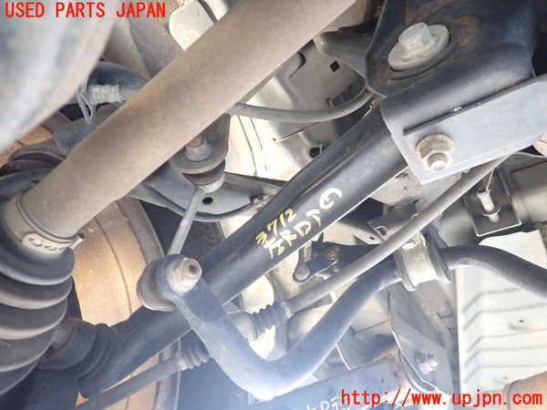 5UPJ-37125226]パジェロ(V98W)左リアロアアーム1 中古_m0001.jpg