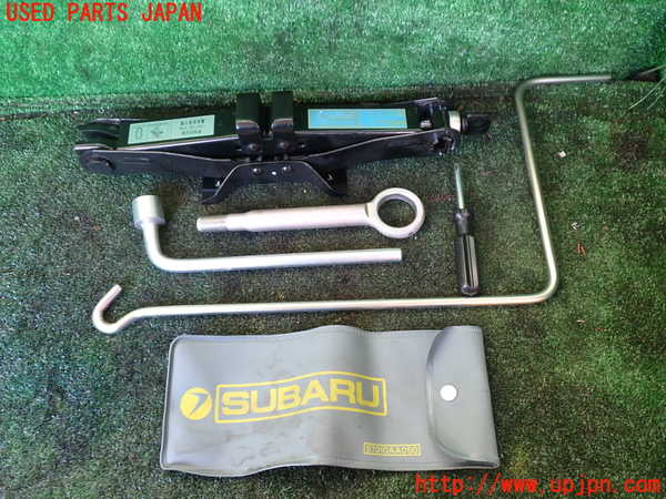 1UPJ-37147805]インプレッサ WRX-STi(GRB)車載工具 中古_m0001.jpg