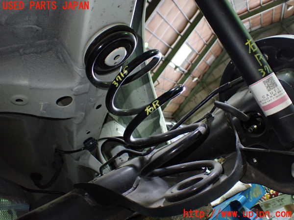 1UPJ-37155100]スペーシア カスタム(MK53S)右リアスプリング 中古_m0001.jpg