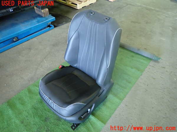 1UPJ-37167065]クラウン ハイブリッド(AZSH20)助手席シート 中古_m0001.jpg