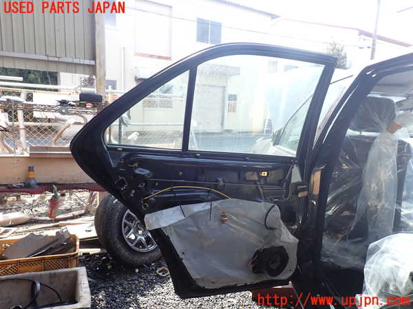 1UPJ-37171320]ベンツ C280 W202(202028)左後ドア SEKURIT M23100 中古_m0004.jpg