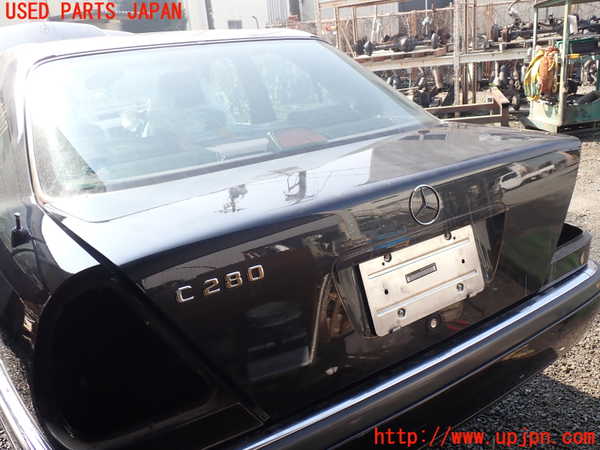 1UPJ-37171500]ベンツ C280 W202(202028)トランク 中古_m0001.jpg