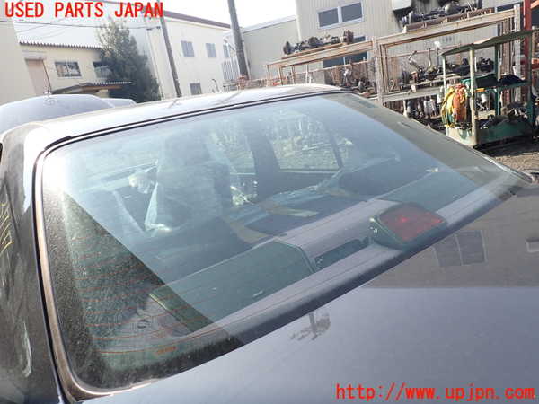 1UPJ-37171560]ベンツ C280 W202(202028)リアガラス PPG M506 中古_m0001.jpg