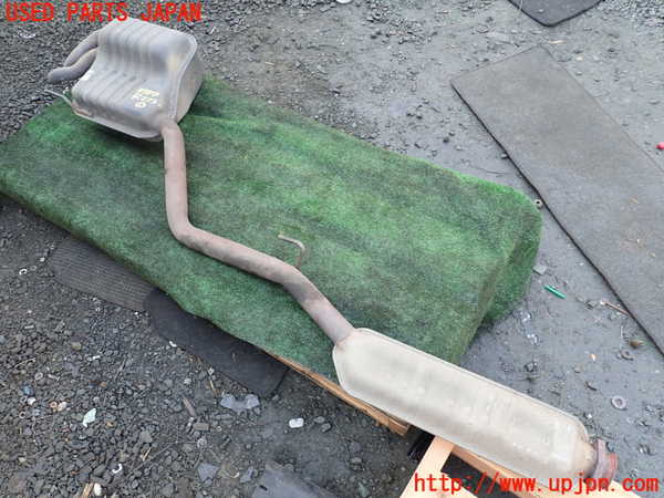 1UPJ-37172671]ベンツ C280 W202(202028)リアマフラー1 中古_m0001.jpg