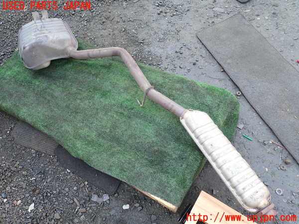 1UPJ-37172671]ベンツ C280 W202(202028)リアマフラー1 中古_m0002.jpg