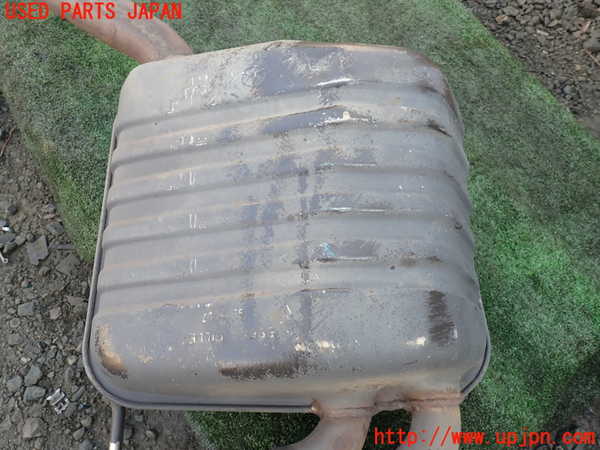 1UPJ-37172671]ベンツ C280 W202(202028)リアマフラー1 中古_m0003.jpg