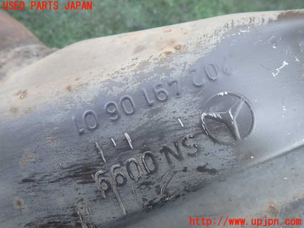 1UPJ-37172671]ベンツ C280 W202(202028)リアマフラー1 中古_m0004.jpg