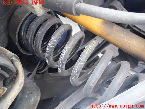 1UPJ-37175100]ベンツ C280 W202(202028)右リアスプリング 中古_m0001.jpg