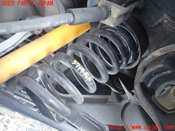 1UPJ-37175105]ベンツ C280 W202(202028)左リアスプリング 中古_m0001.jpg