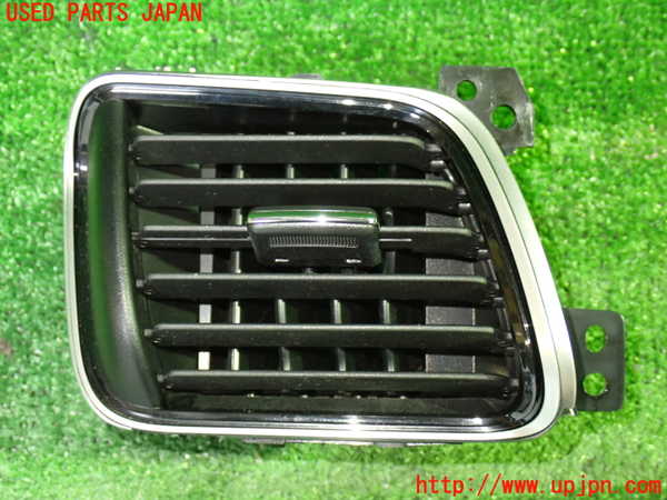 1UPJ-37187527]セレナ e-POWER(HFC27)エアコン吹き出し口2 (左) 中古_m0001.jpg