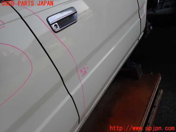 5UPJ-37211230]セドリック ワゴン(WY30)右前ドア (43R-00034) 中古_m0002.jpg