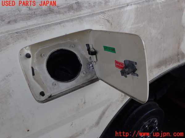 2UPJ-37211690]セドリック ワゴン(WY30)フューエルリッド 中古_m0002.jpg