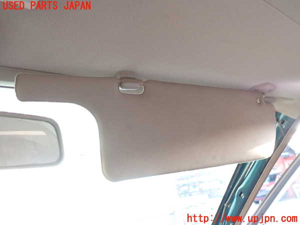 2UPJ-37227625]グロリア ワゴン(WY30)室内サンバイザー右側 中古_m0002.jpg