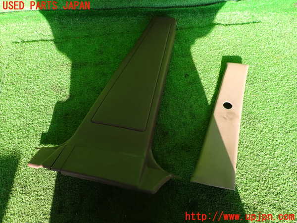 2UPJ-37227665]グロリア ワゴン(WY30)右センターピラートリム 中古_m0001.jpg