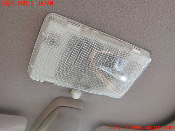2UPJ-37226411]グロリア ワゴン(WY30)ルームランプ1 (1列目真中) 中古_m0001.jpg