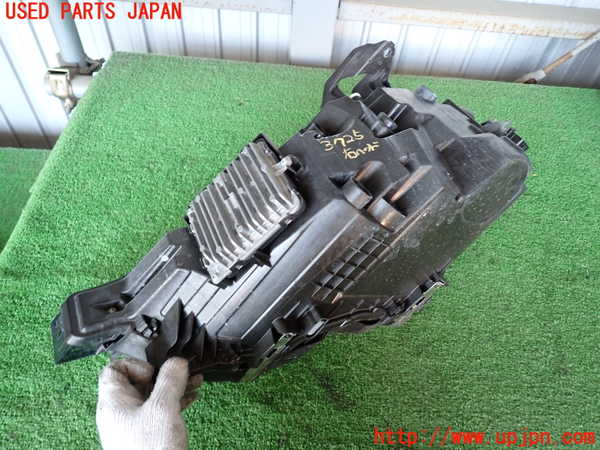 2UPJ-37251130]ボルボ・XC60(UD4204TXC)右ヘッドライト LED 中古_m0005.jpg
