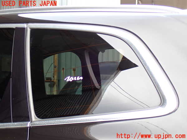 2UPJ-37251382]ボルボ・XC60(UD4204TXC)左クォーターガラス 中古 PILKINGTON M5532 43R-011595_m0001.jpg