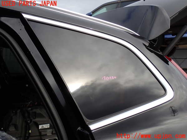 2UPJ-37251382]ボルボ・XC60(UD4204TXC)左クォーターガラス 中古 PILKINGTON M5532 43R-011595_m0002.jpg