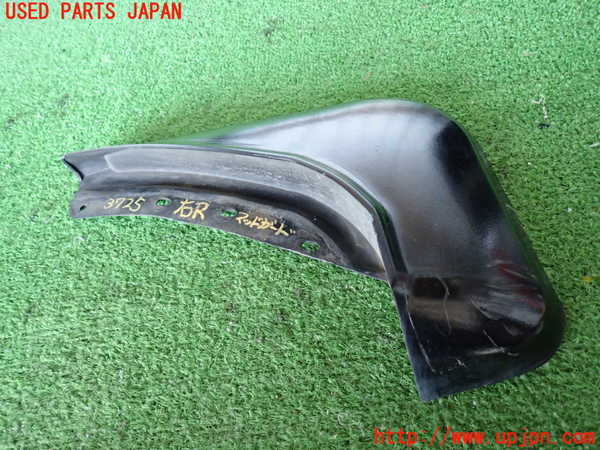 2UPJ-37251454]ボルボ・XC60(UD4204TXC)右リアマッドガード(泥除け) 中古_m0002.jpg