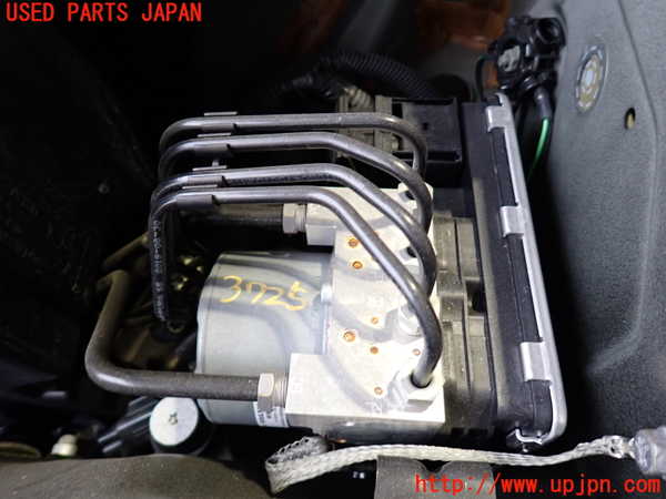 2UPJ-37254040]ボルボ・XC60(UD4204TXC)ABSアクチュエーター 中古_m0001.jpg