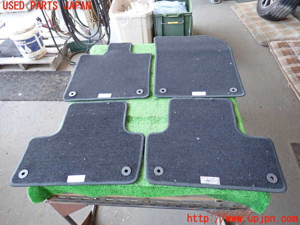 2UPJ-37257800]ボルボ・XC60(UD4204TXC)フロアマット 中古_m0004.jpg