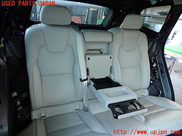 2UPJ-37257385]ボルボ・XC60(UD4204TXC)リアシート 中古_m0003.jpg