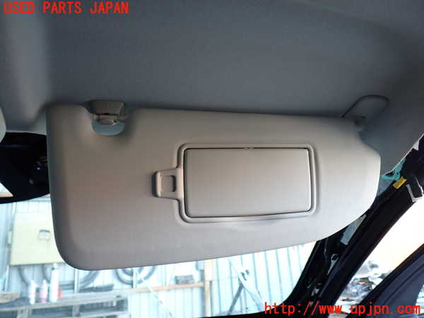 2UPJ-37257625]ボルボ・XC60(UD4204TXC)室内サンバイザー右側 中古_m0002.jpg