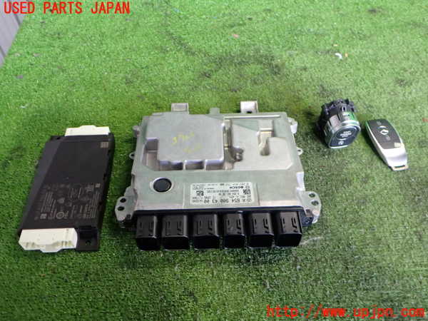 2UPJ-37266110]ベンツ A200 d(177012)(W177)エンジンコンピューター 中古_m0001.jpg