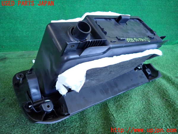 2UPJ-37287516]BMW ミニ(MINI)クーパーSD(XT20)(F55)グローブボックス1 中古_m0004.jpg