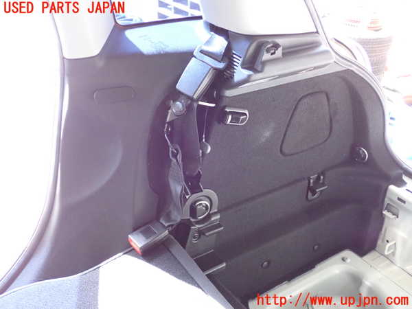 2UPJ-37287675]BMW ミニ(MINI)クーパーSD(XT20)(F55)右リアピラートリム 中古_m0003.jpg