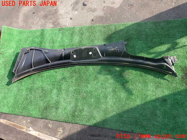 2UPJ-37321190]ポルシェ・カイエン S(9PA00)カウルトップ 中古_m0002.jpg